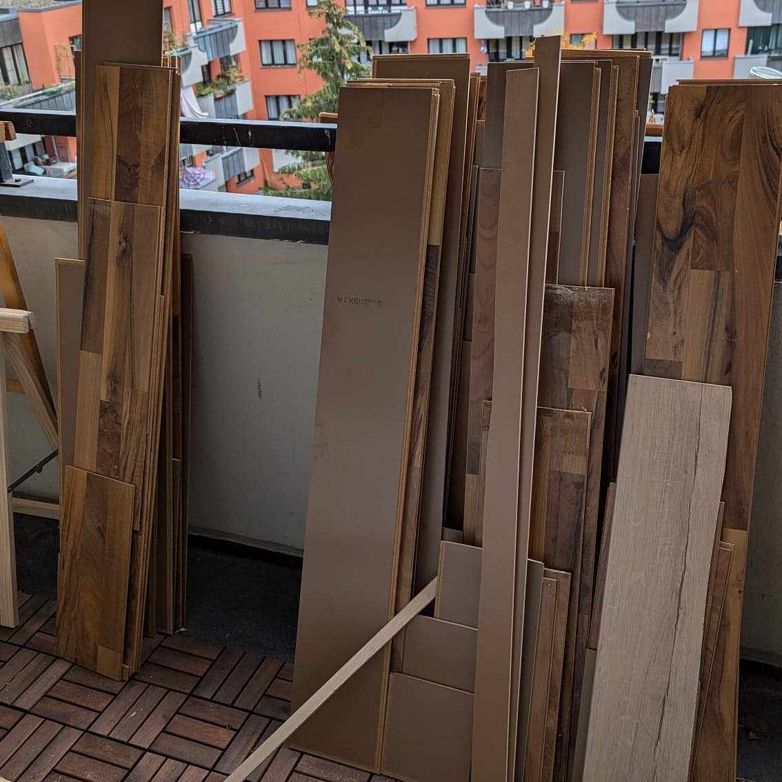 image of Küchenmöbel und laminat - Berlin