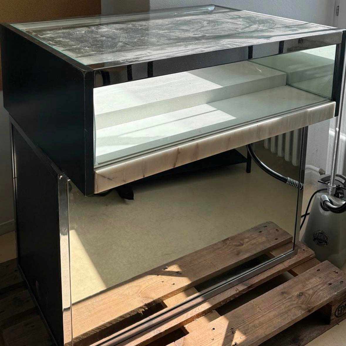 image of Vitrine - 