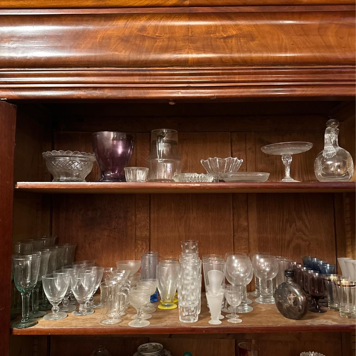 image of Glas och porslin skänkes - Danderyd