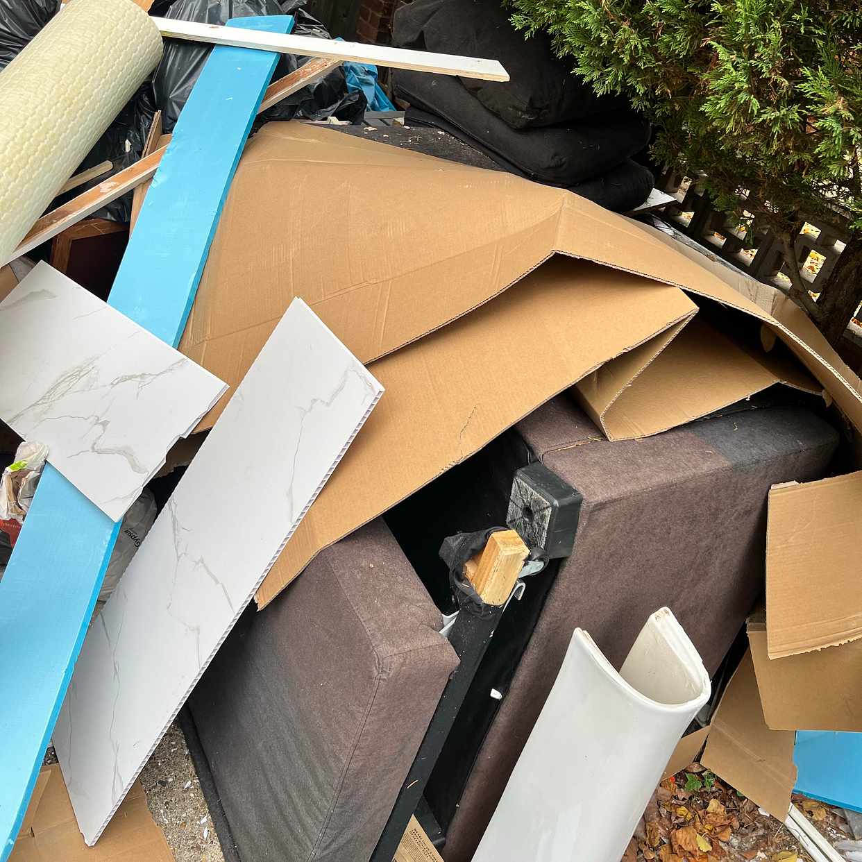 image of General waste - London