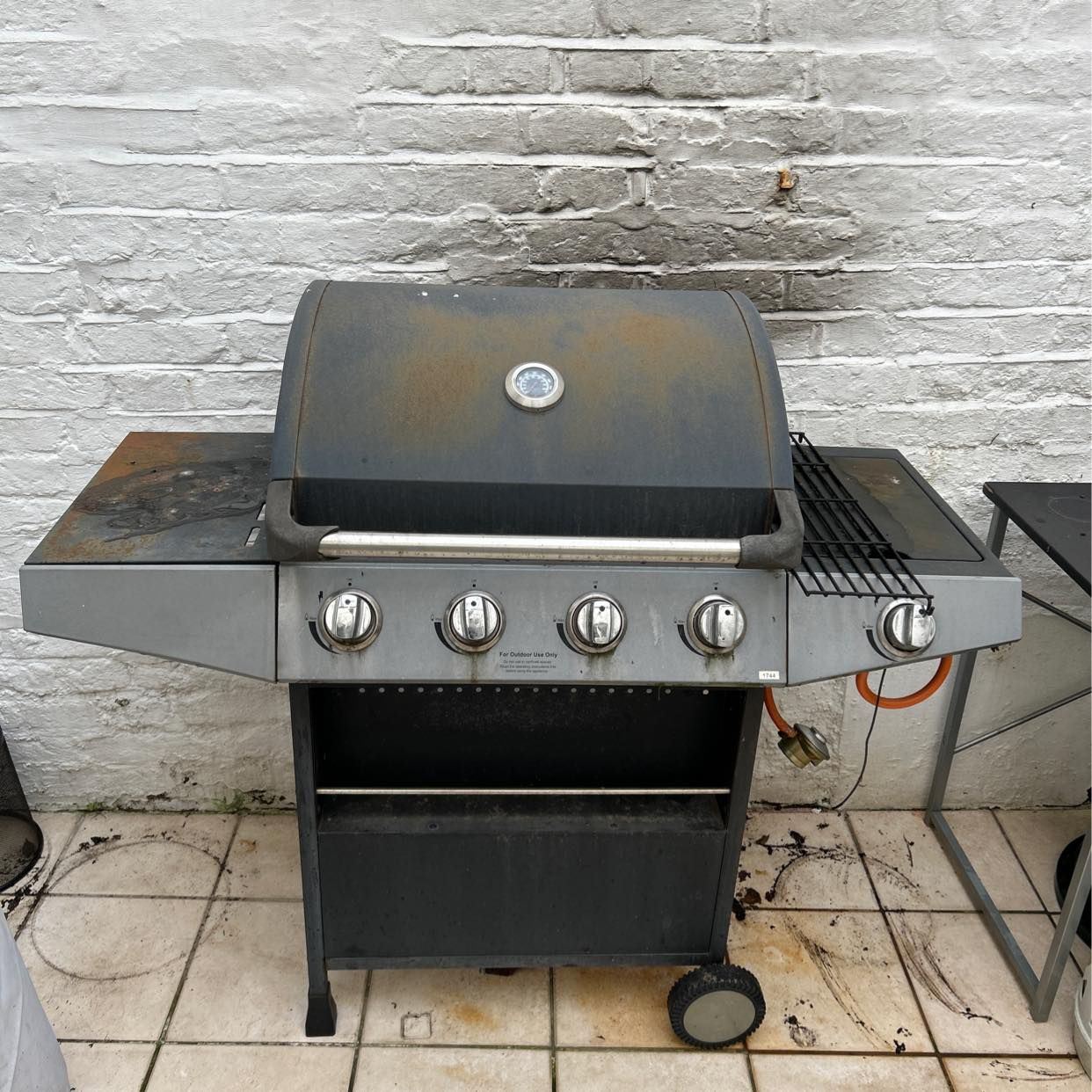 image of Old barbecue - Kensington And Chelsea