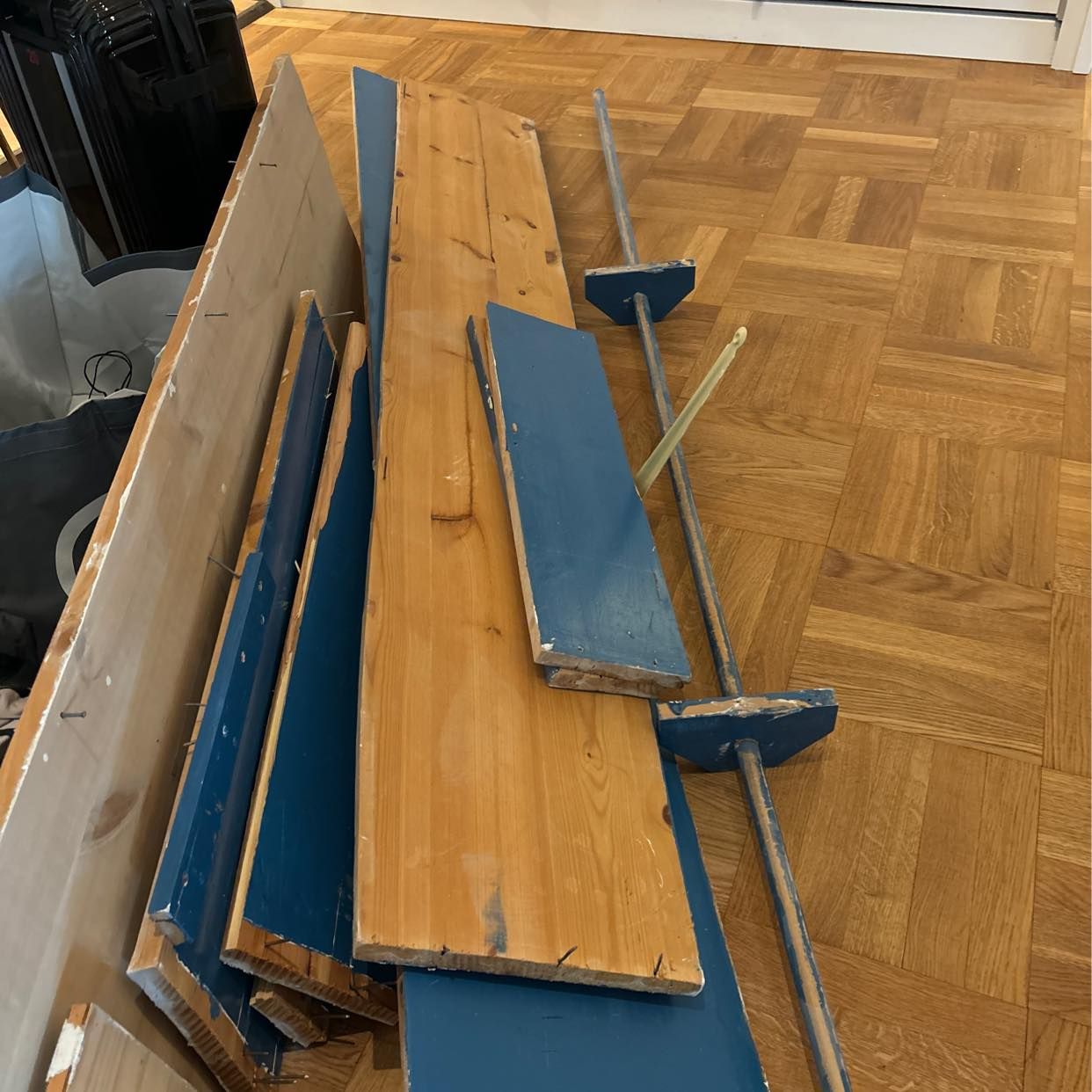 image of Brädor + en påse blandat - Stockholm