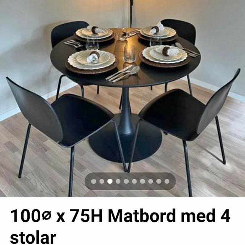 image of Matbord + 4 stolar - 