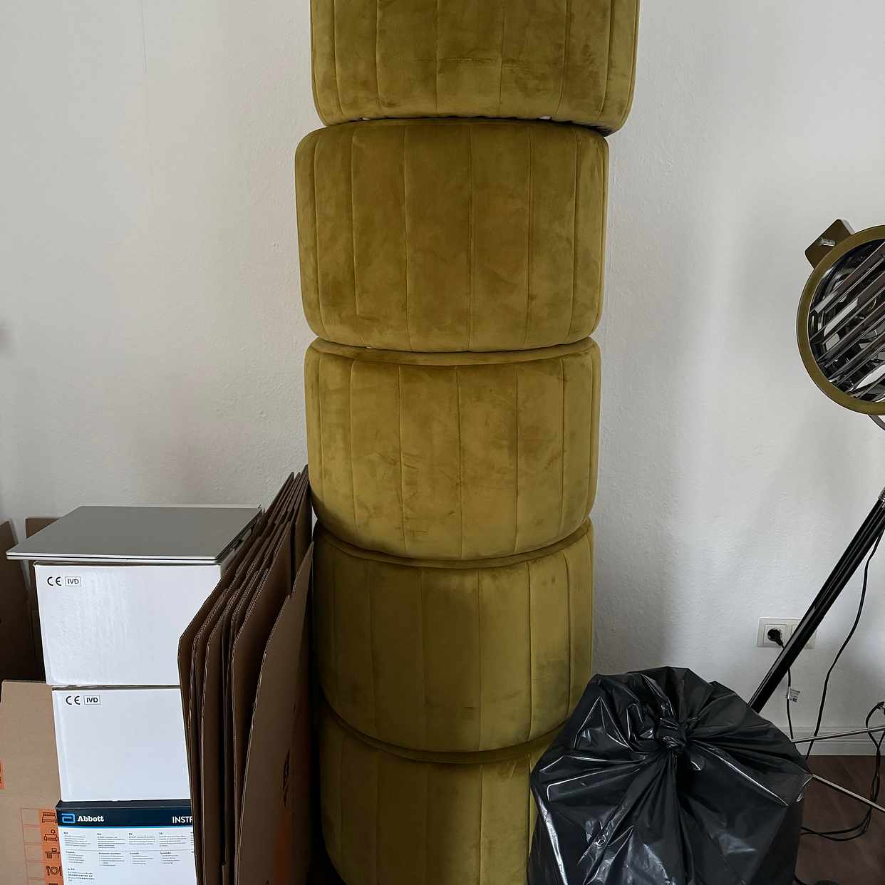 image of Regalen umziehen - 