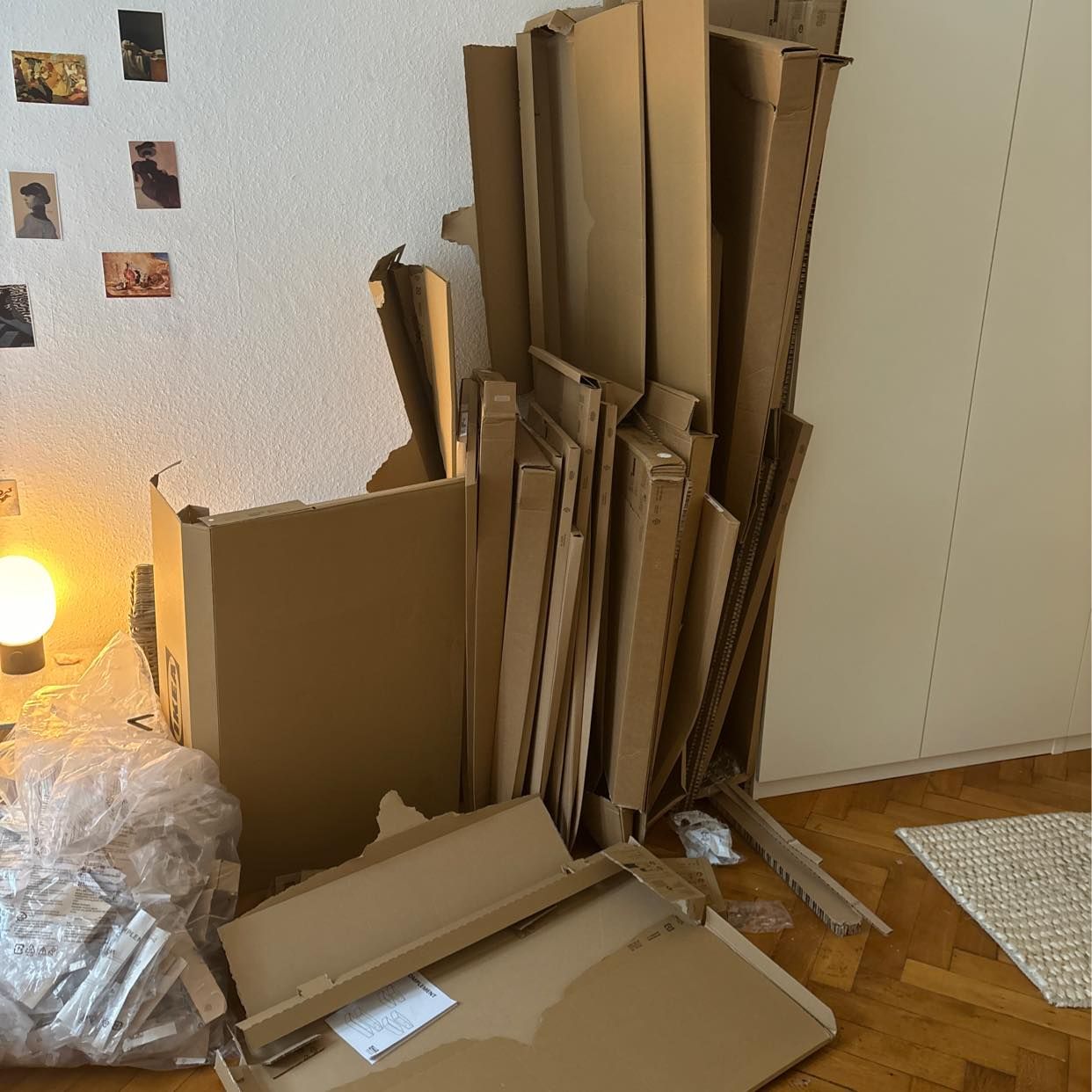 image of Cardboard, plastic - Berlin