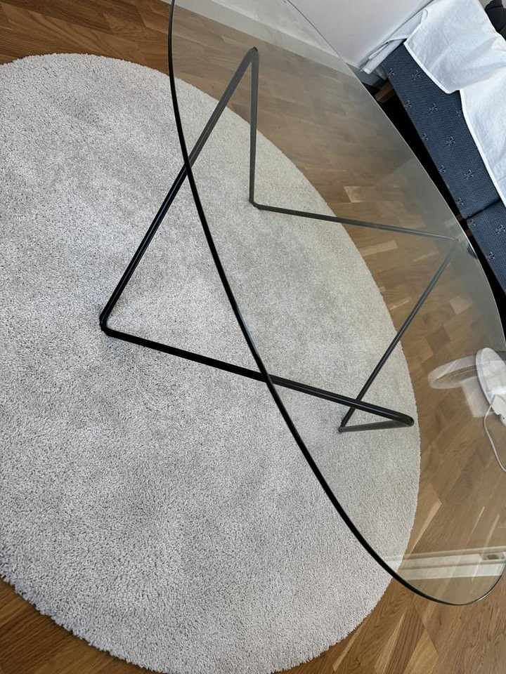 image of Gubi Pedrera Soffbord, Sv - 
