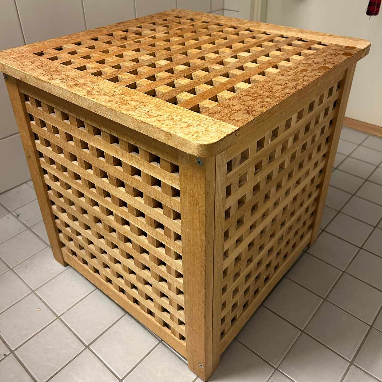 image of Tvättkorg i trä IKEA - Sundbyberg