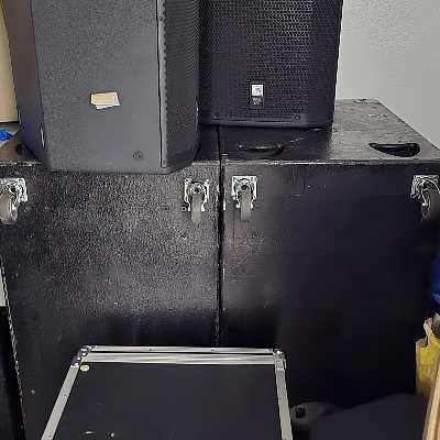 image of Transport big speakers - 