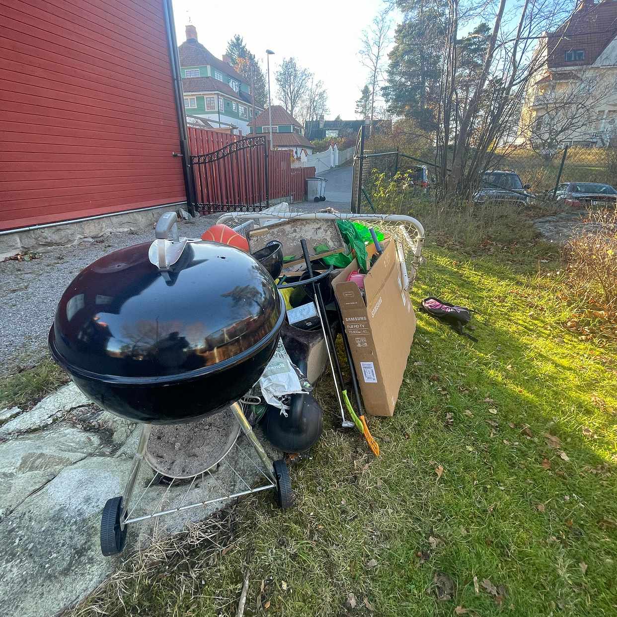 image of Kartonger, grill etc - Djursholm