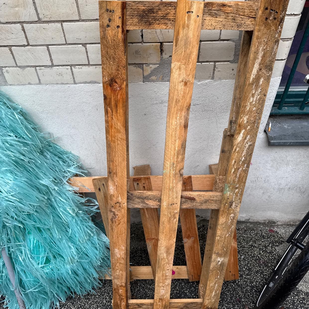 image of Holzpaletten Abholung - Berlin