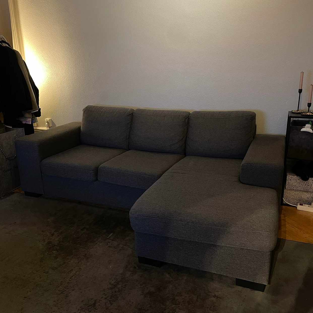 image of Soffa bortskänkes - Stockholm