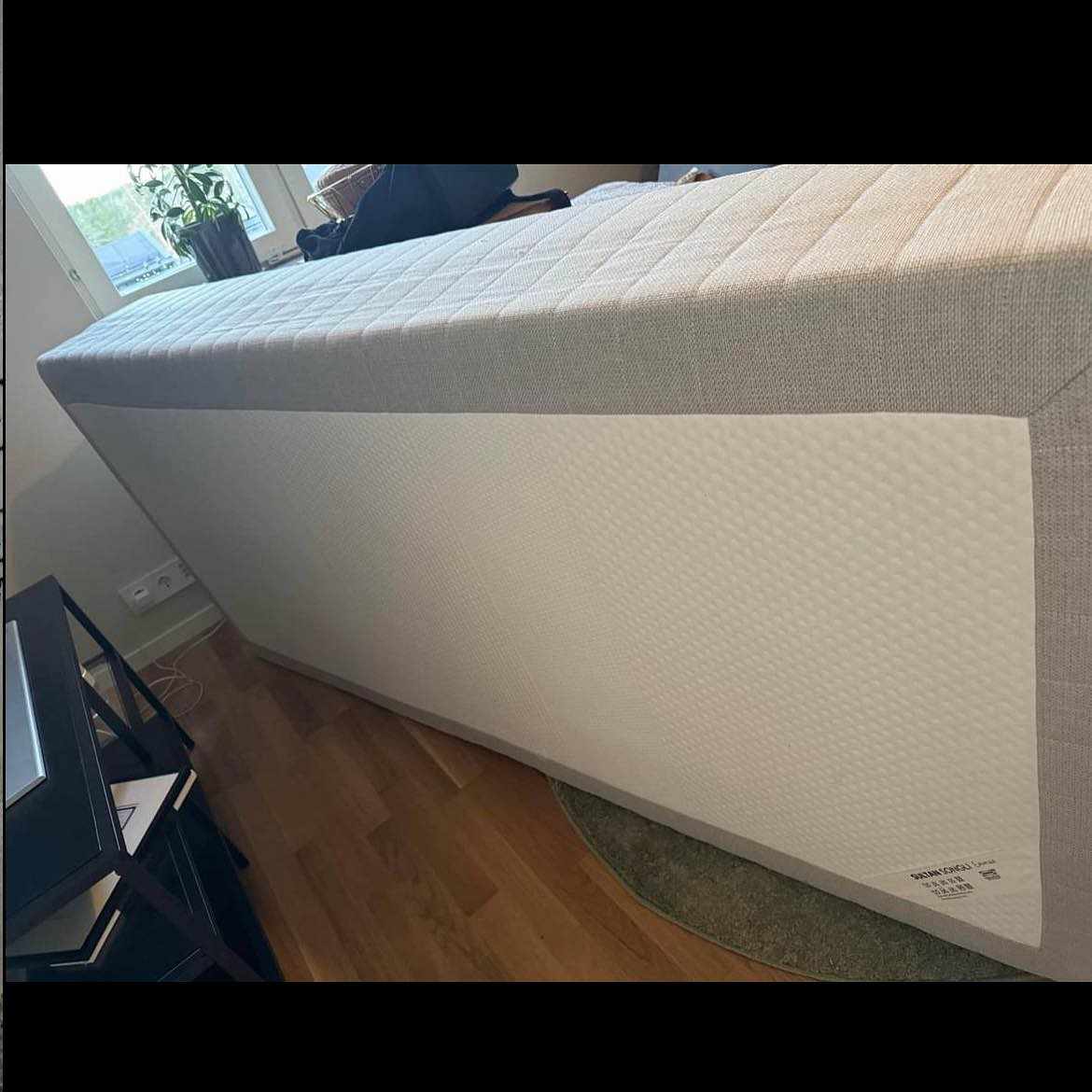 image of Resårbotten säng 90 cm - 