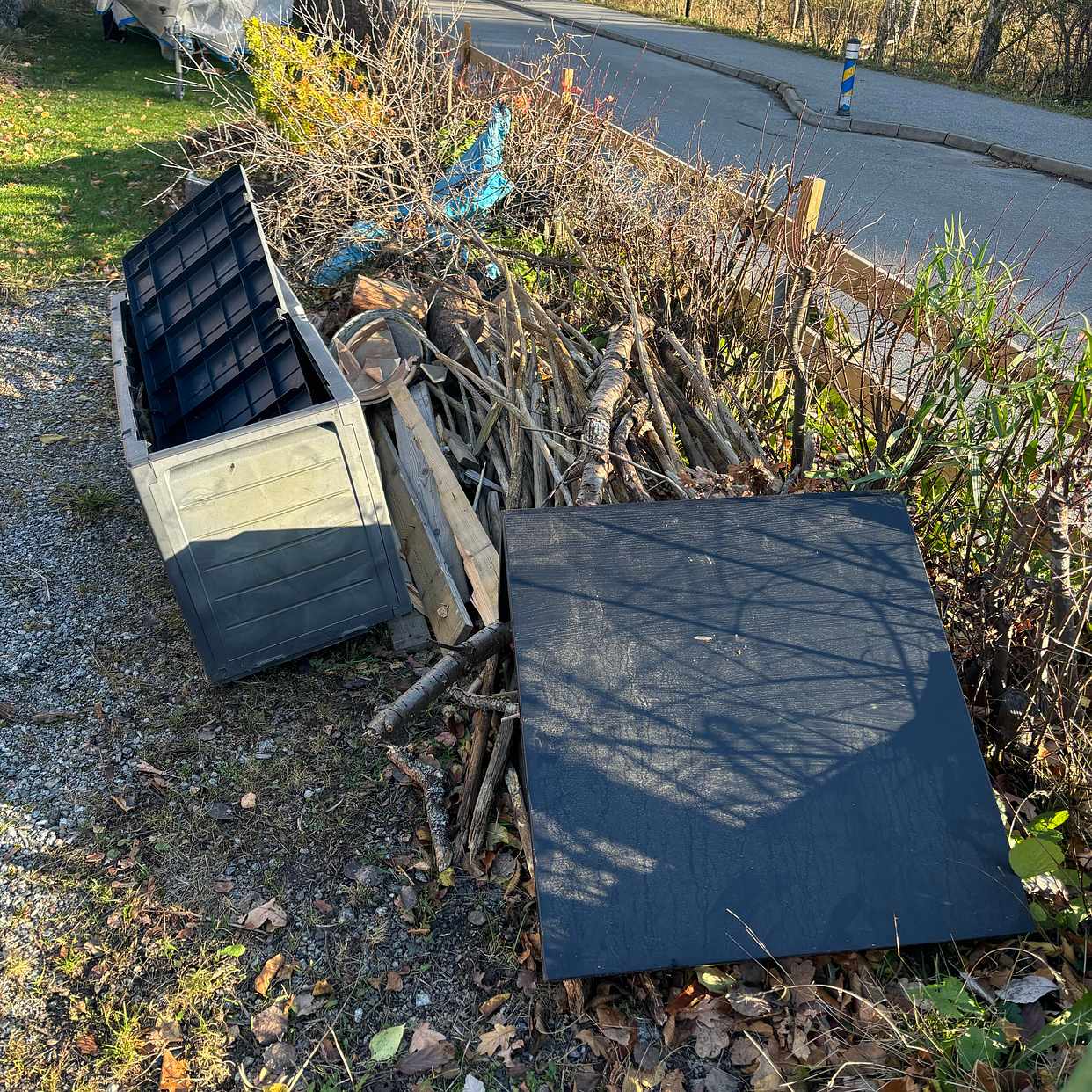 image of Trädgårdsavfall och löv - Nacka