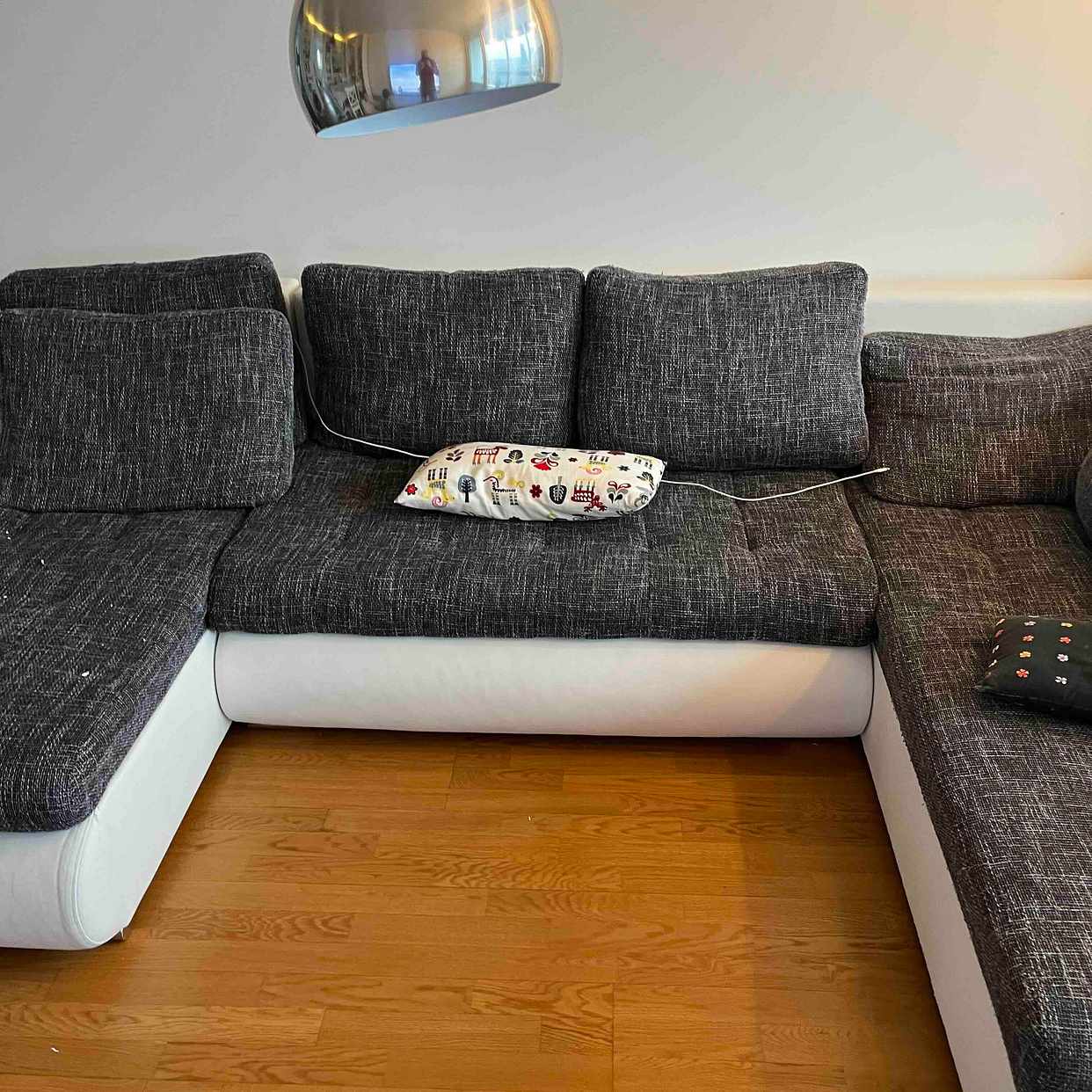 image of Getting rid of sofa - Nacka