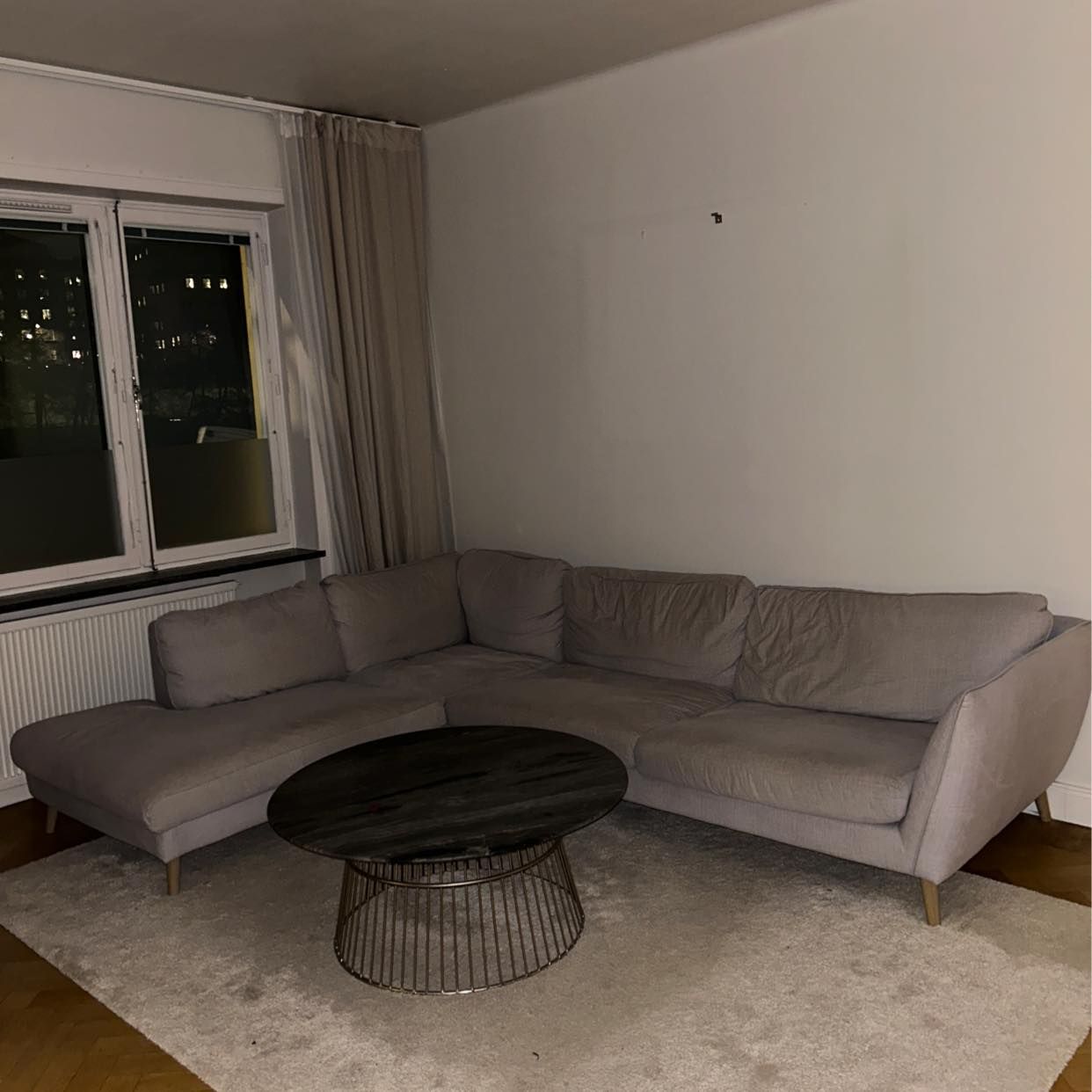 image of Flytta soffa och soffbord - 