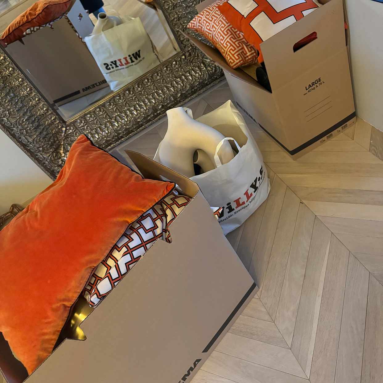 image of Vagn och flytt kartonger - 