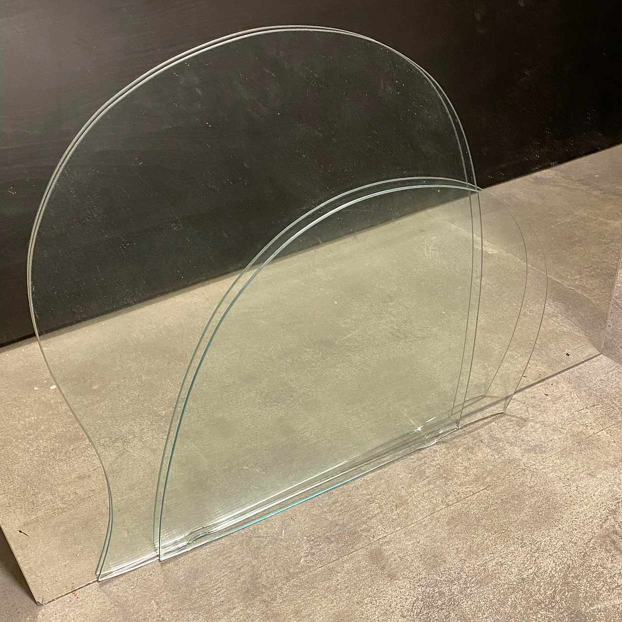 image of Broken mirror and glas - Stockholm