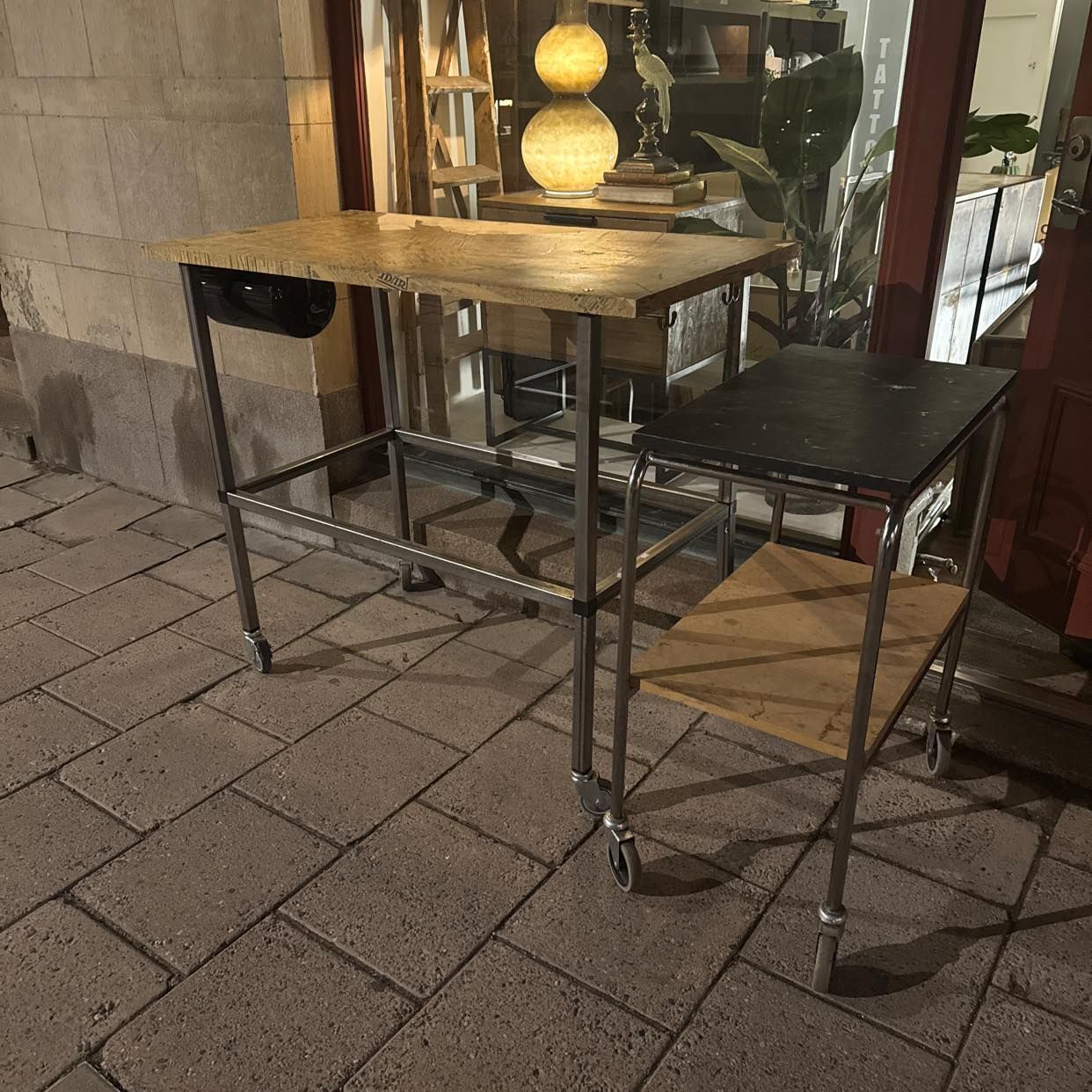 image of skåp, säng, bänkar - Stockholm
