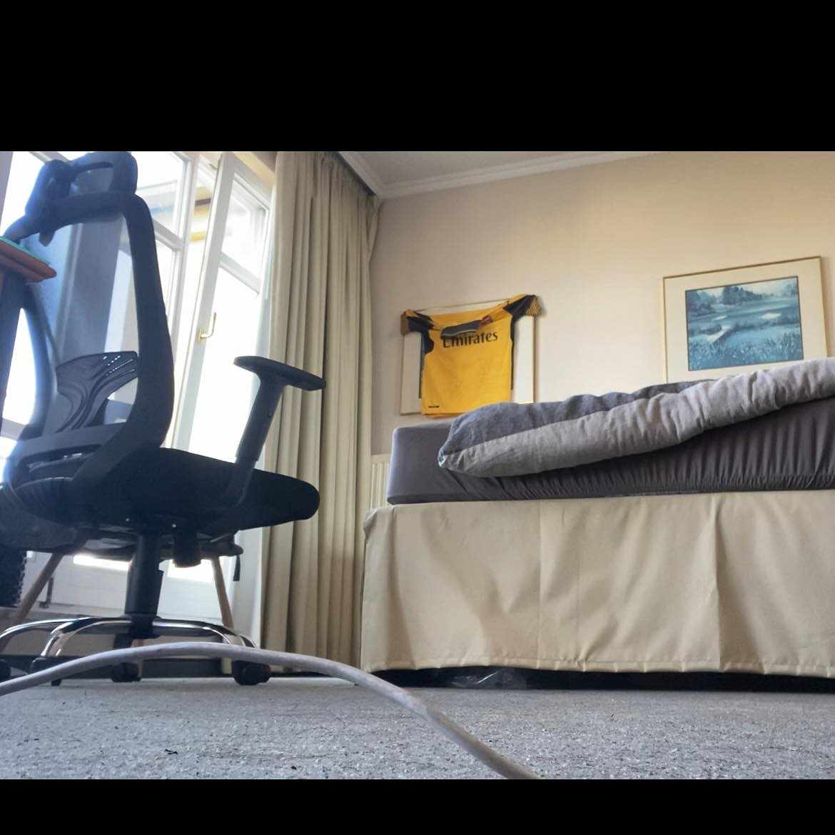 image of Couch & office chair - 