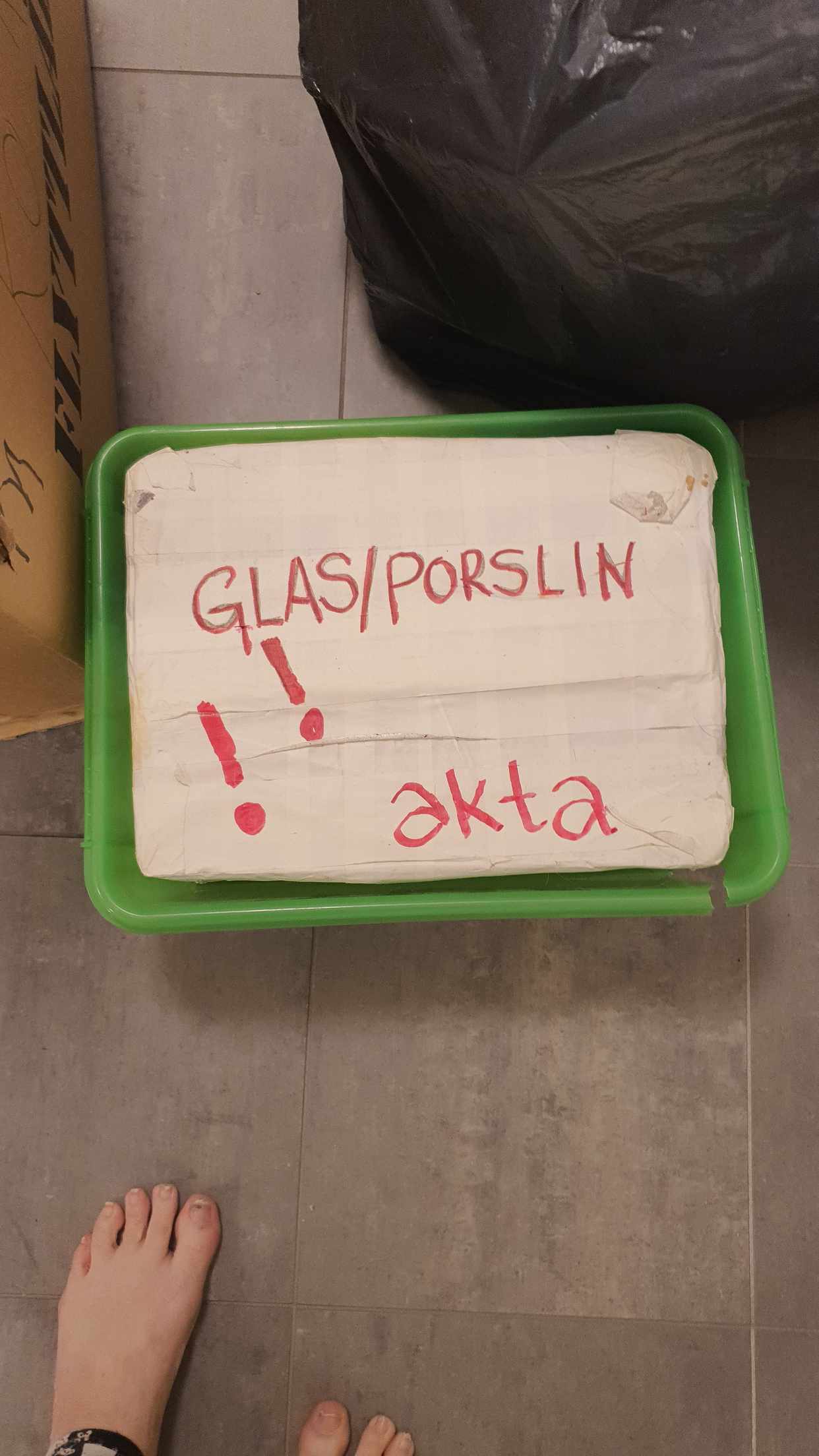 image of Brännbart,plast o glas - Järfälla