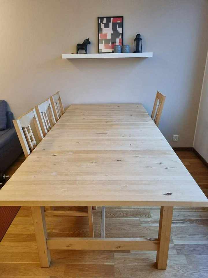 image of Dining Table and 8 chairs - 