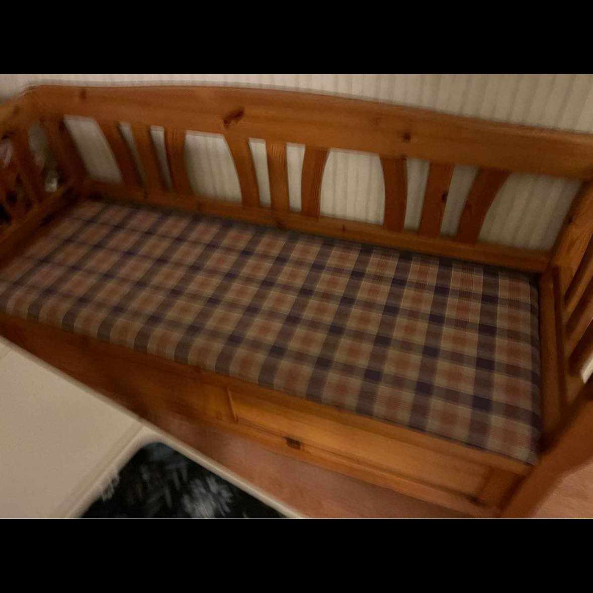 image of Move sofa - 