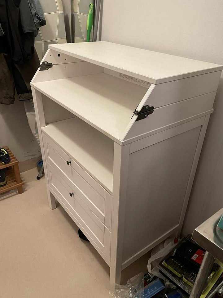 IKEA Sundvik skötbord