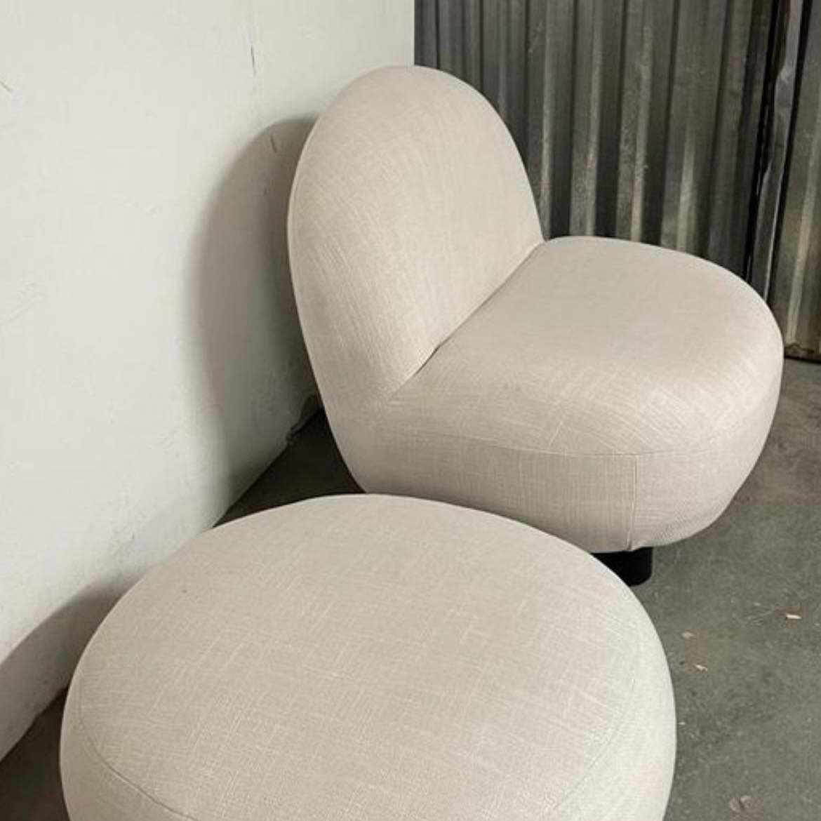 image of Fåtölj o pall - 