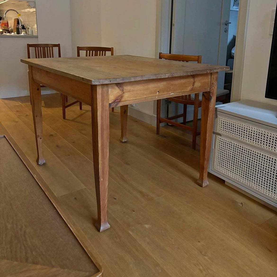 image of Hämta bord - 