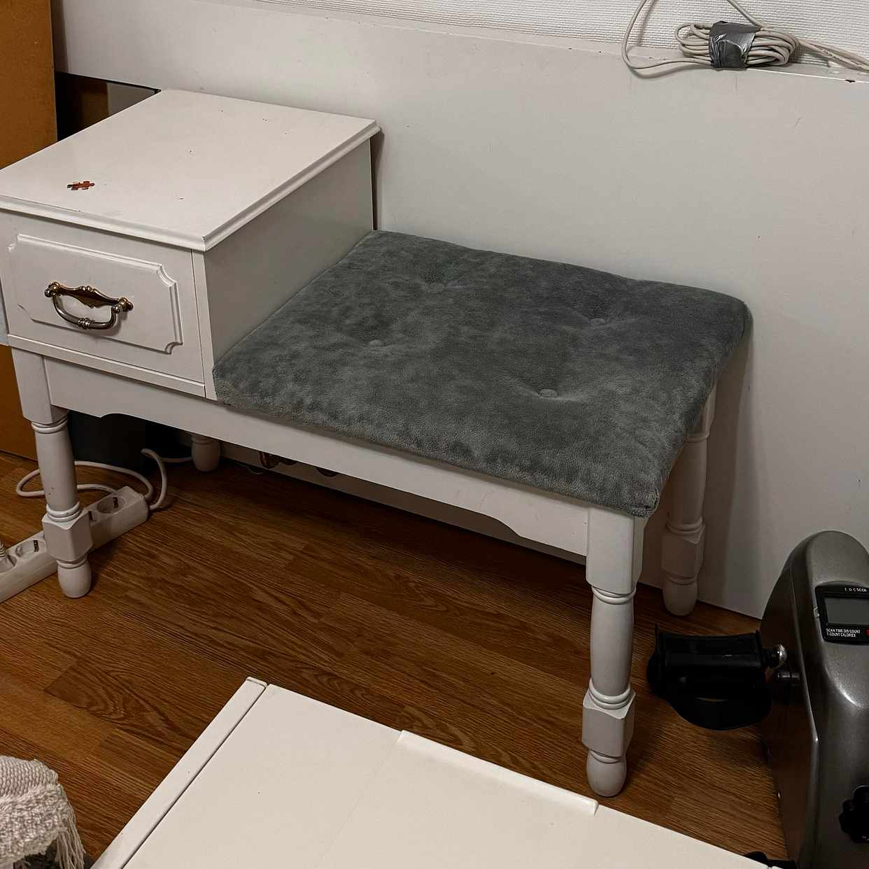 image of Möbler och lite övrigt - Järfälla
