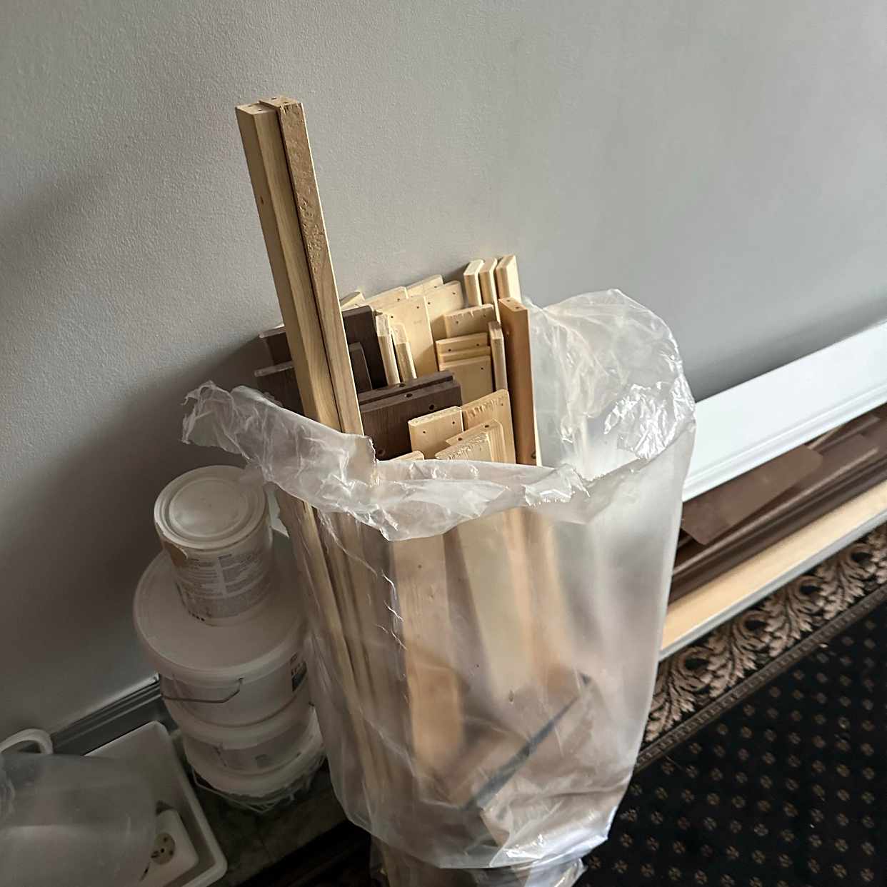 image of Trash from renovation - Östermalm
