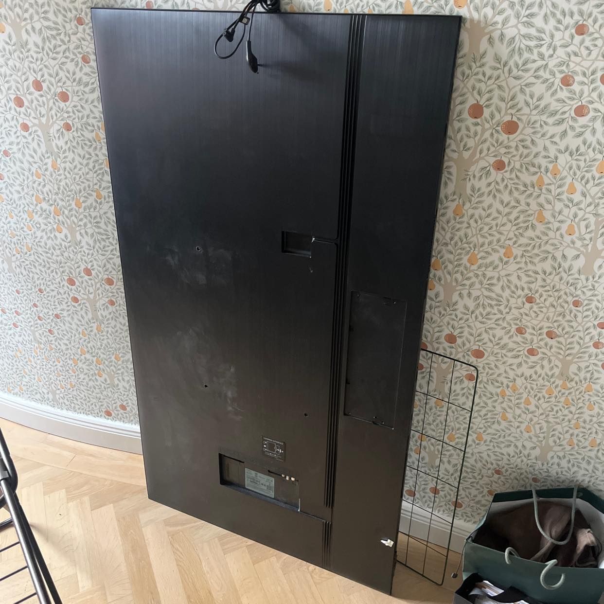 image of Removal of broken TV - Stockholm