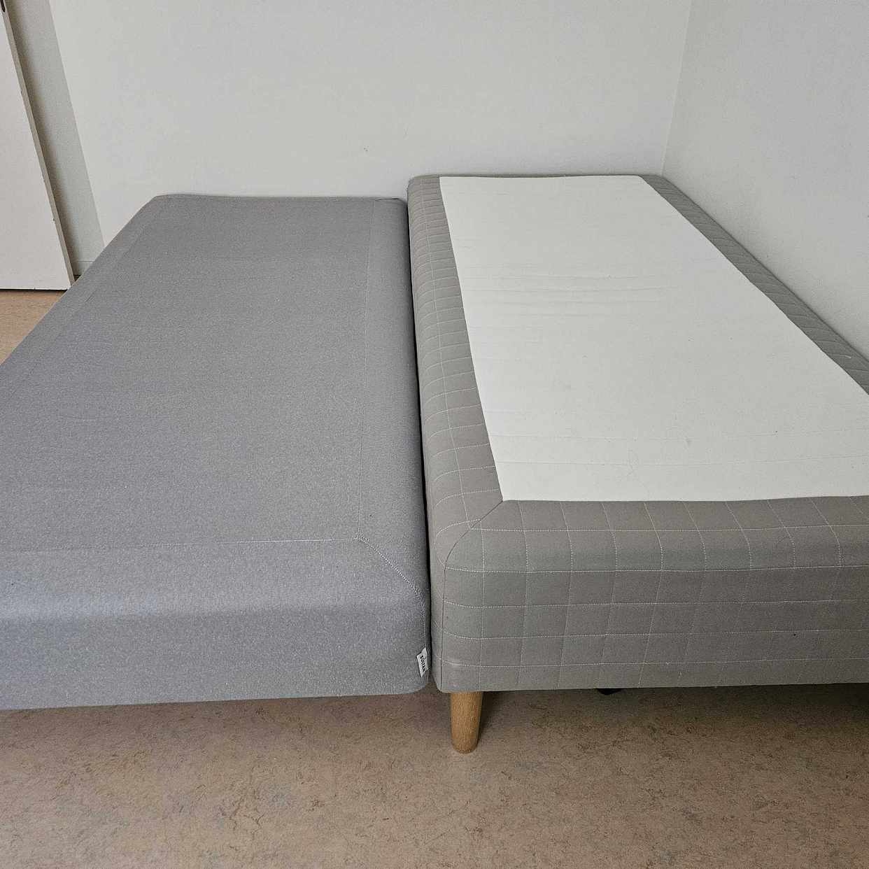 image of Två 90 cm sängar - Stockholm