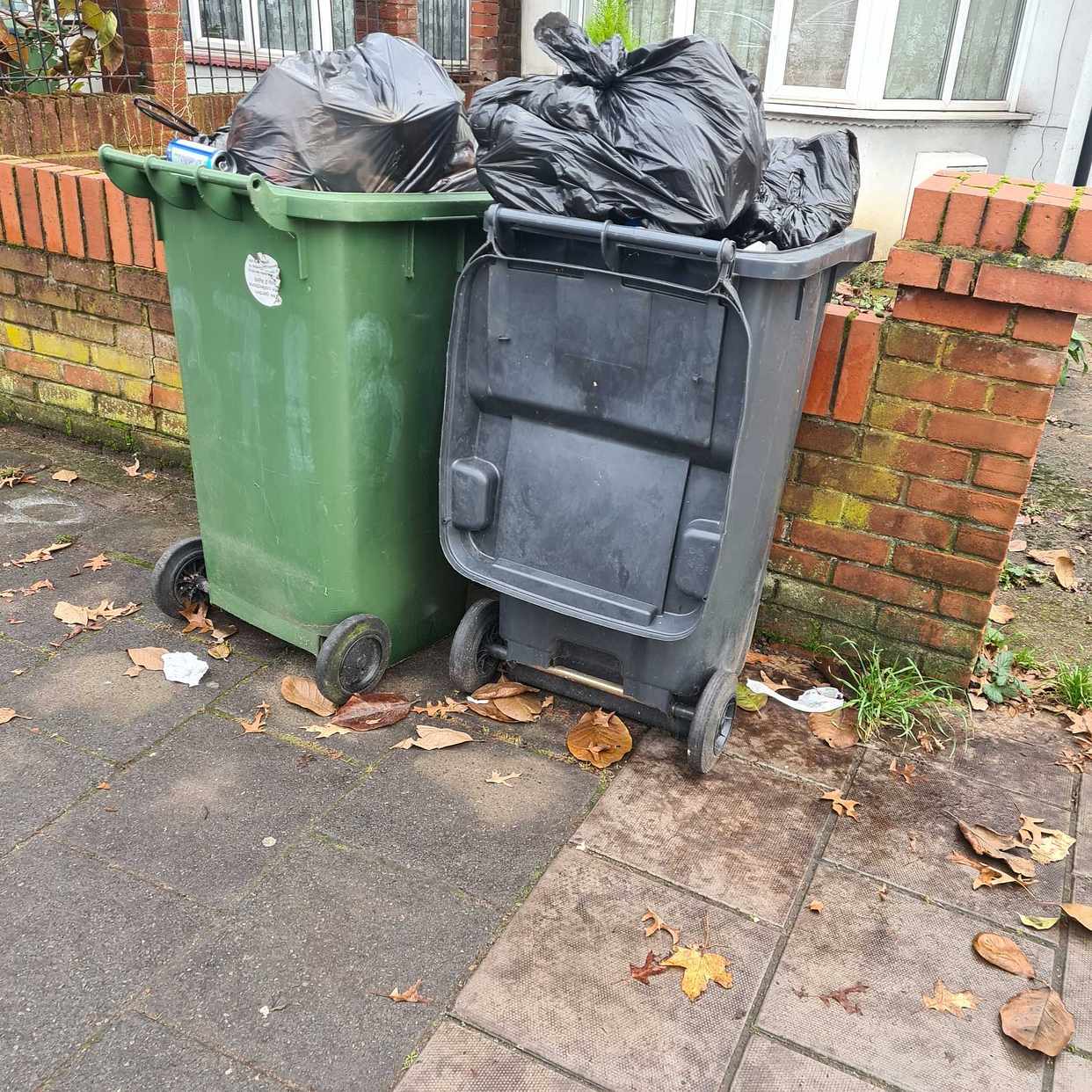 image of Uncollected refuse - Harrow