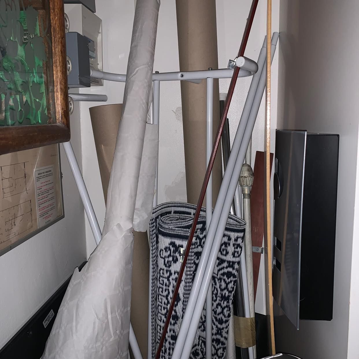 image of Köra saker till återvinni - Tyresö