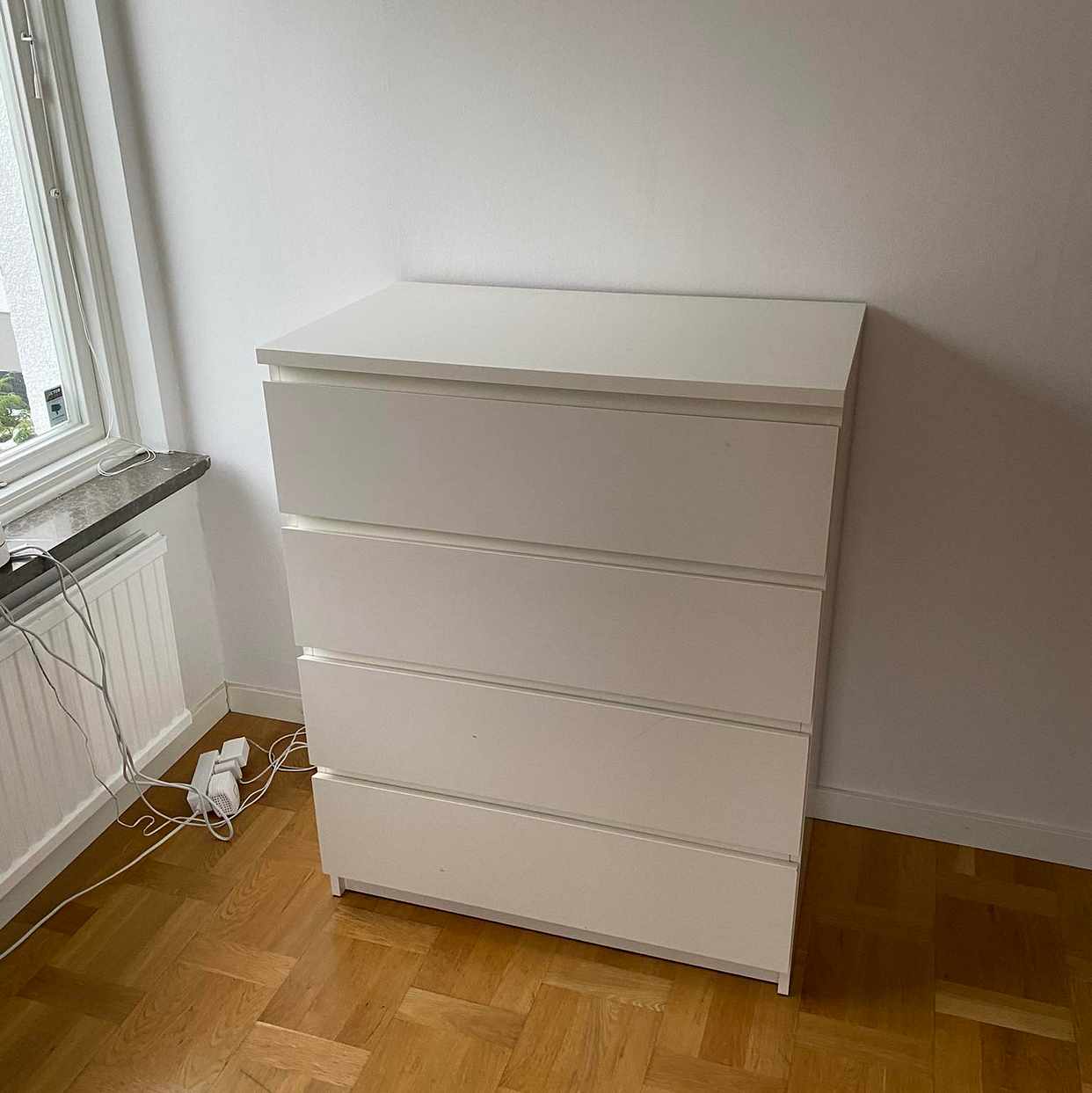 image of Möbler hämtas - Älvsjö