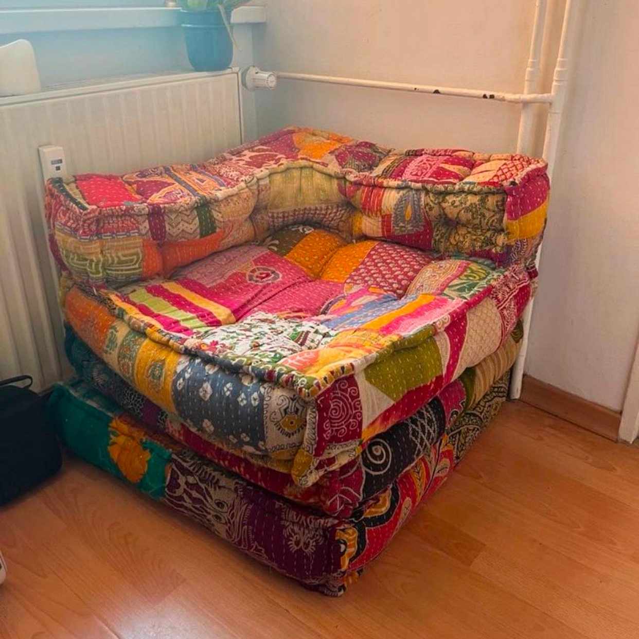 image of Small pillow sofa, light - 