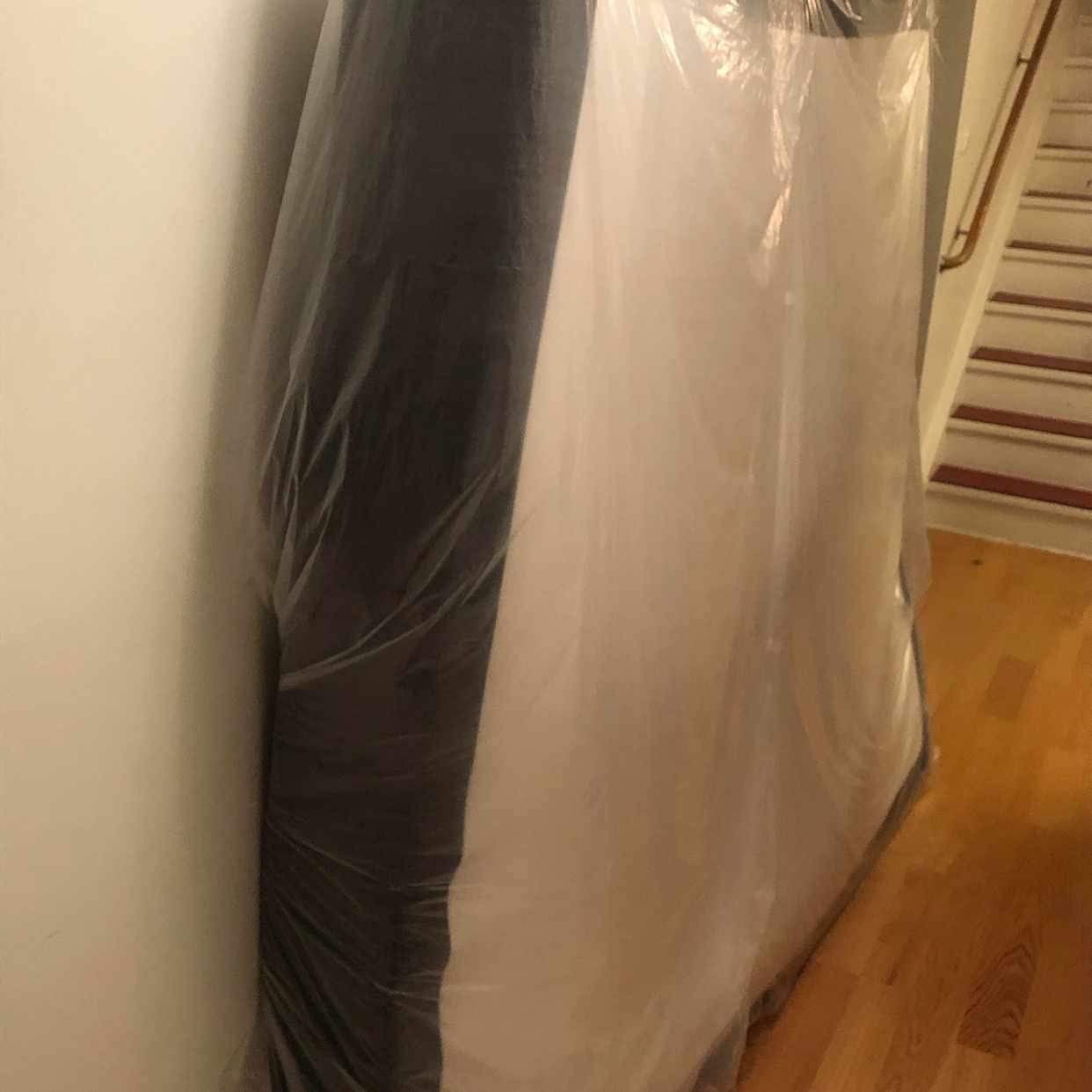 image of Flytt av säng o bord - 