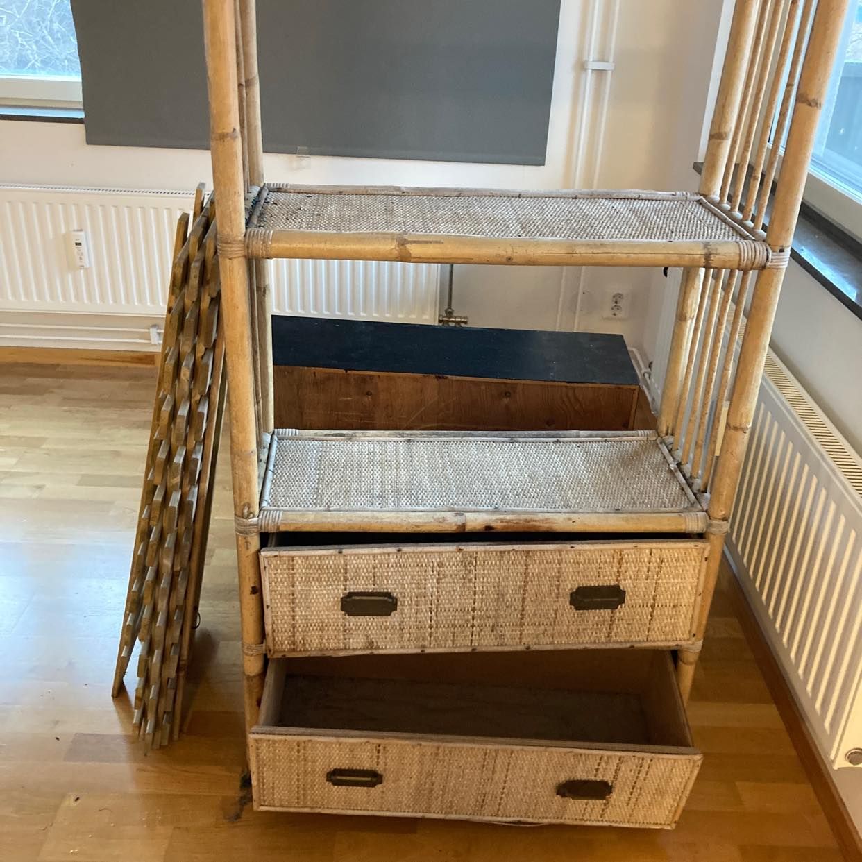 image of Remove old furniture - Farsta