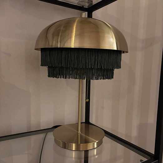 image of Bordslampa med fransar - Stockholm