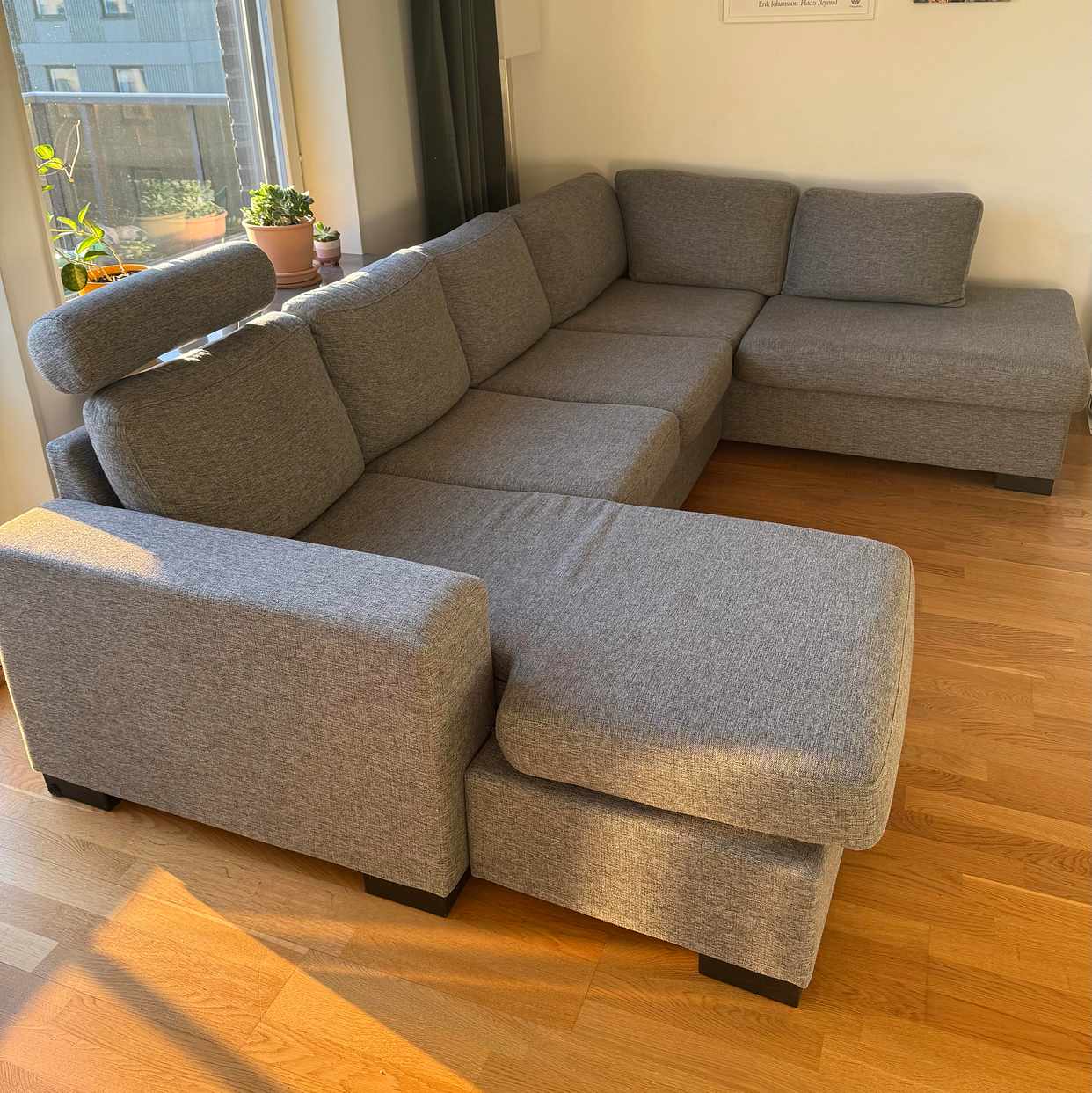 image of Sofa Mio Nevada and Table - Hägersten