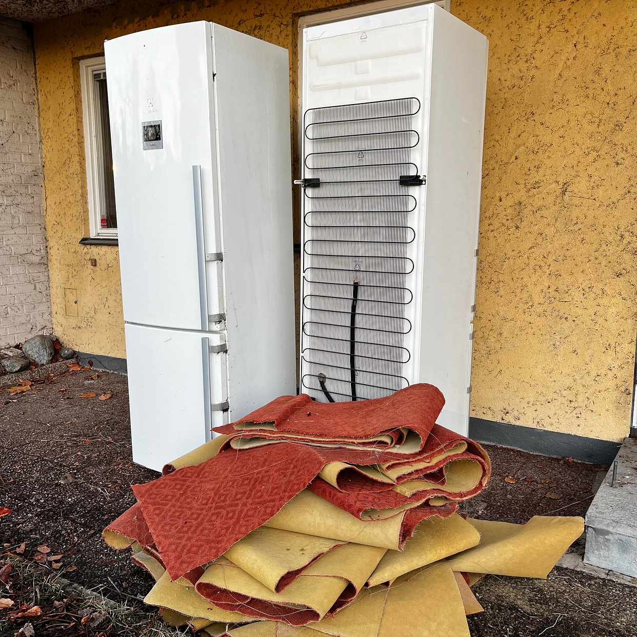 image of Hämta och slänga på ÅVC - Sköndal