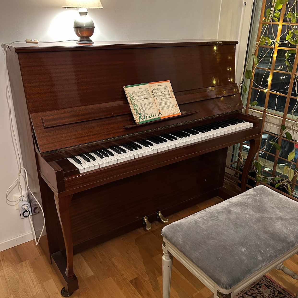 image of Piano - 