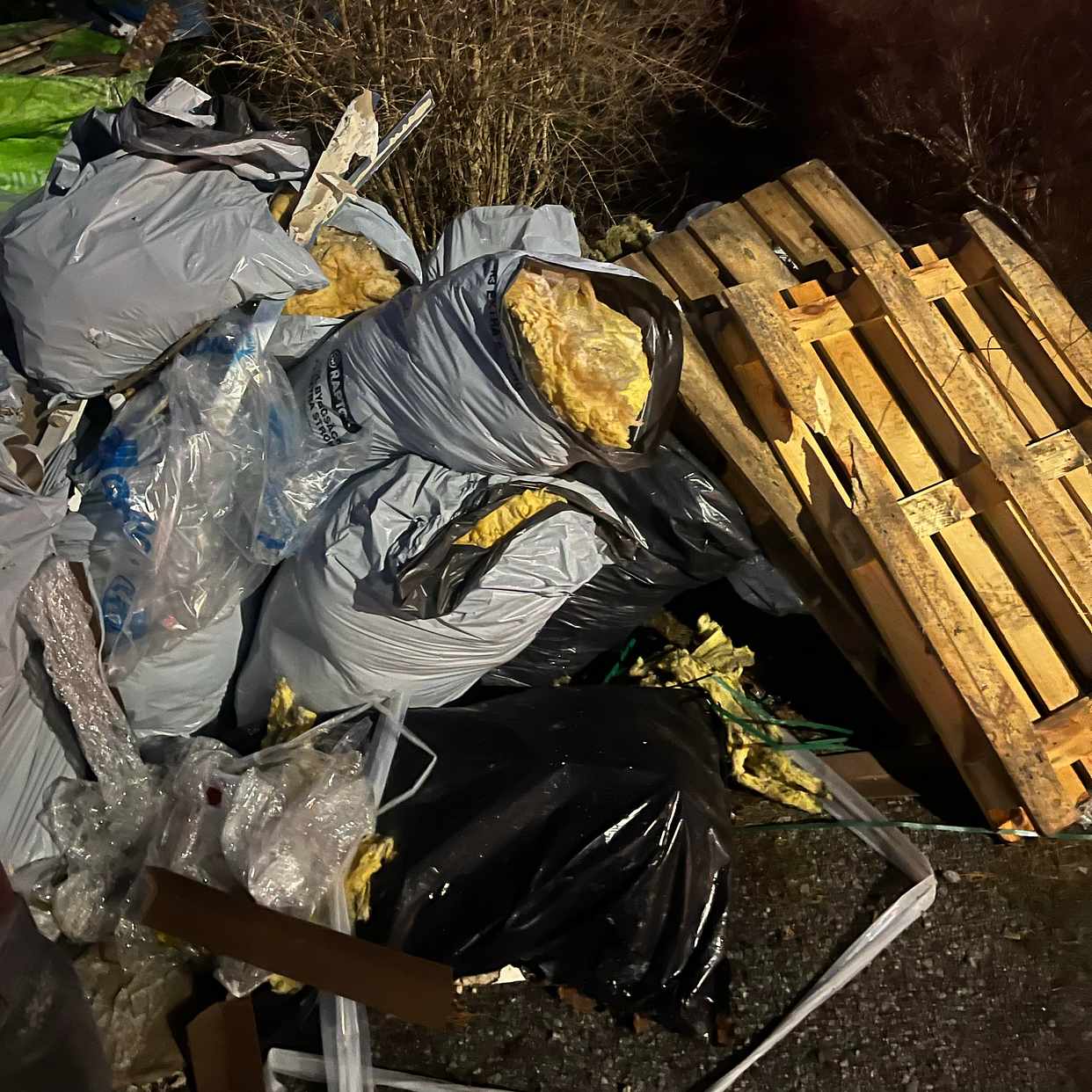 image of Kartong trä isolering - Järfälla