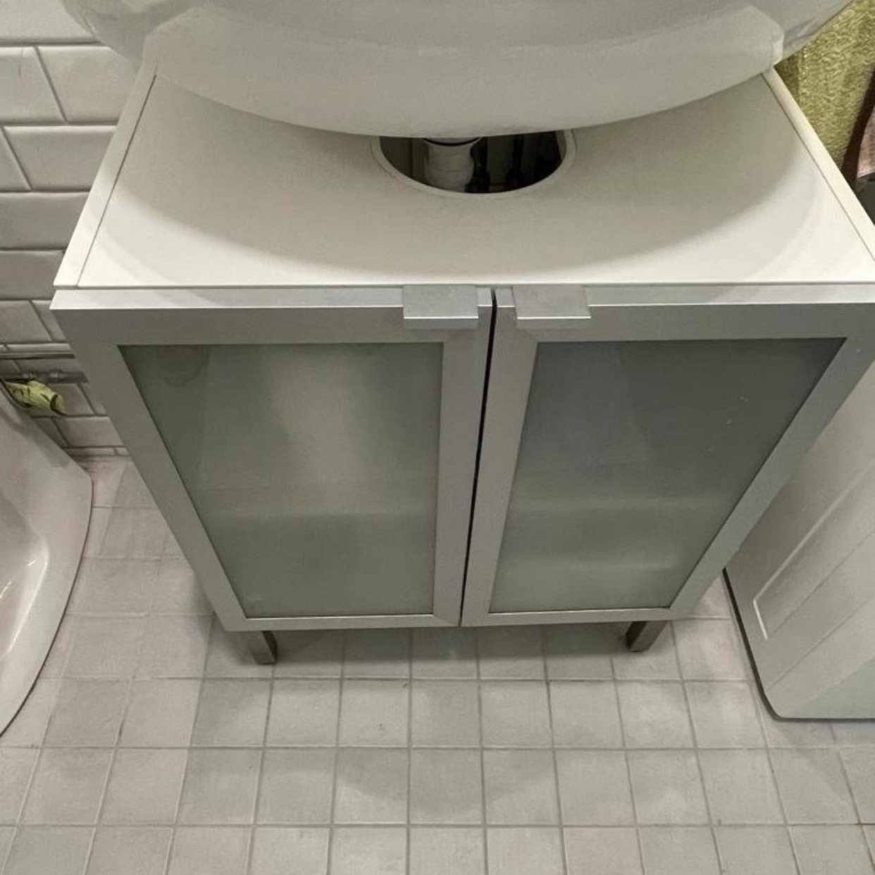 image of Tvättställsunderskåp - 