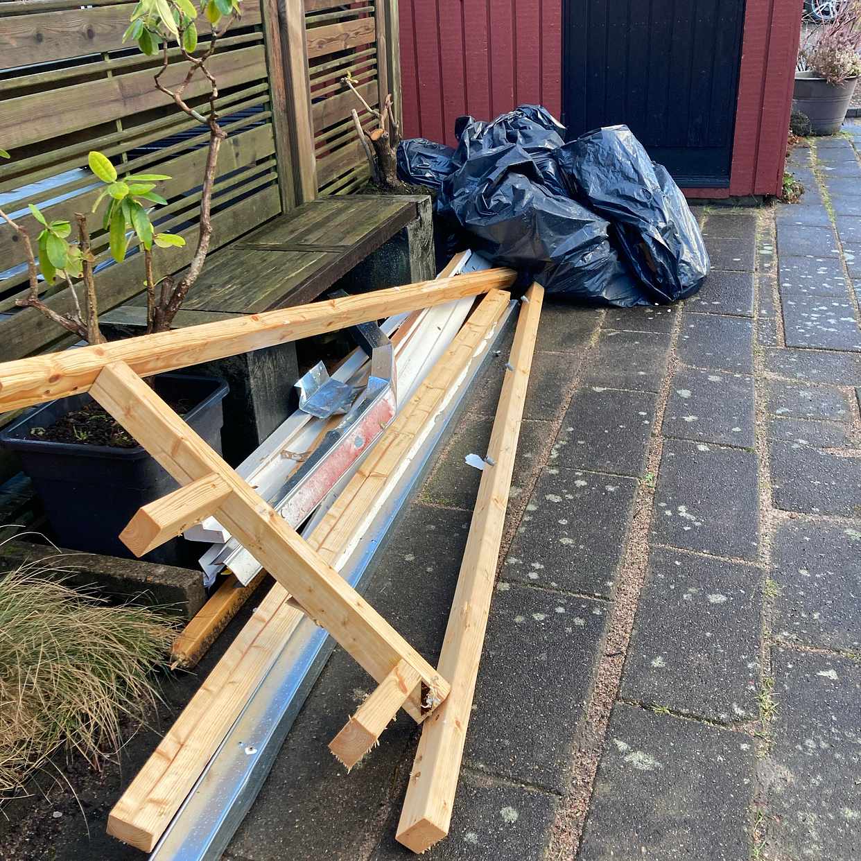 image of Köra till återvinningen - Gråbo