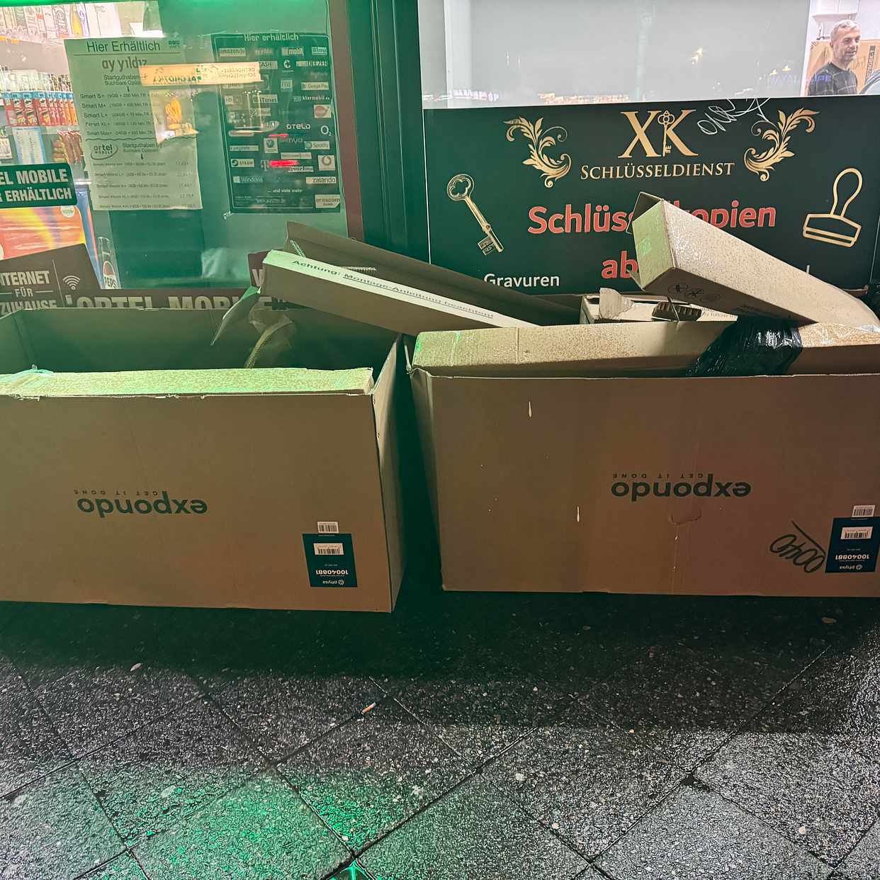 image of Karton Plastik - Berlin