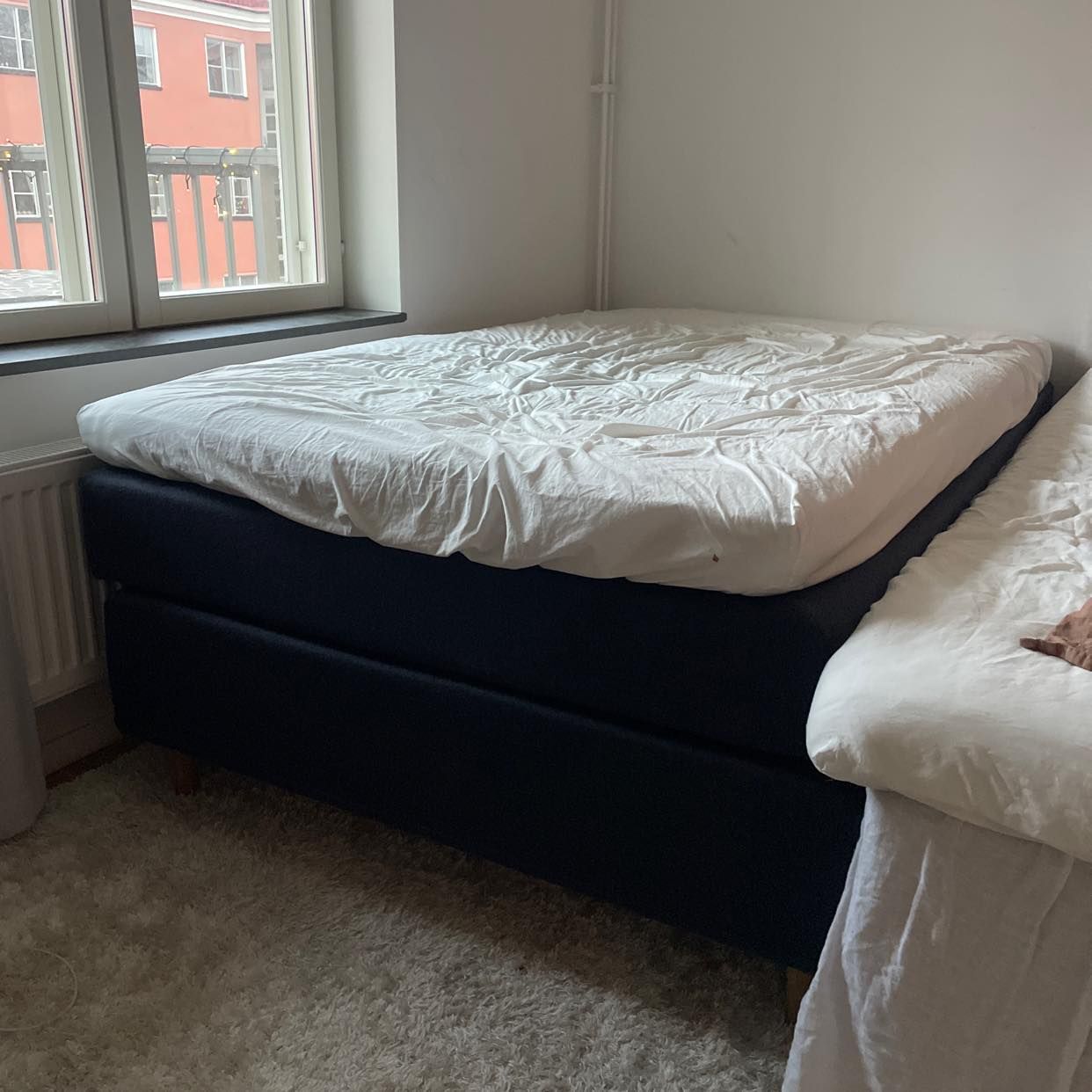 image of Säng och skrivbord - 