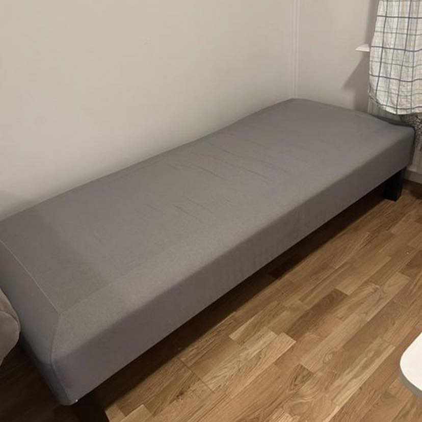 image of Säng 90x200cm - 