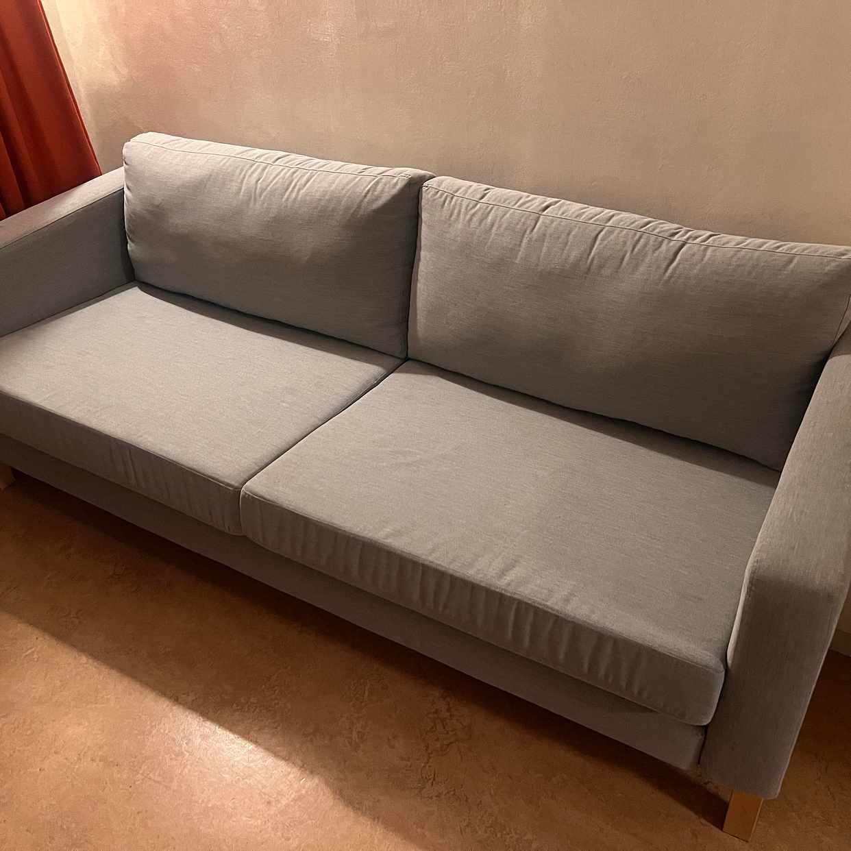 image of Hämta en soffa - Huddinge